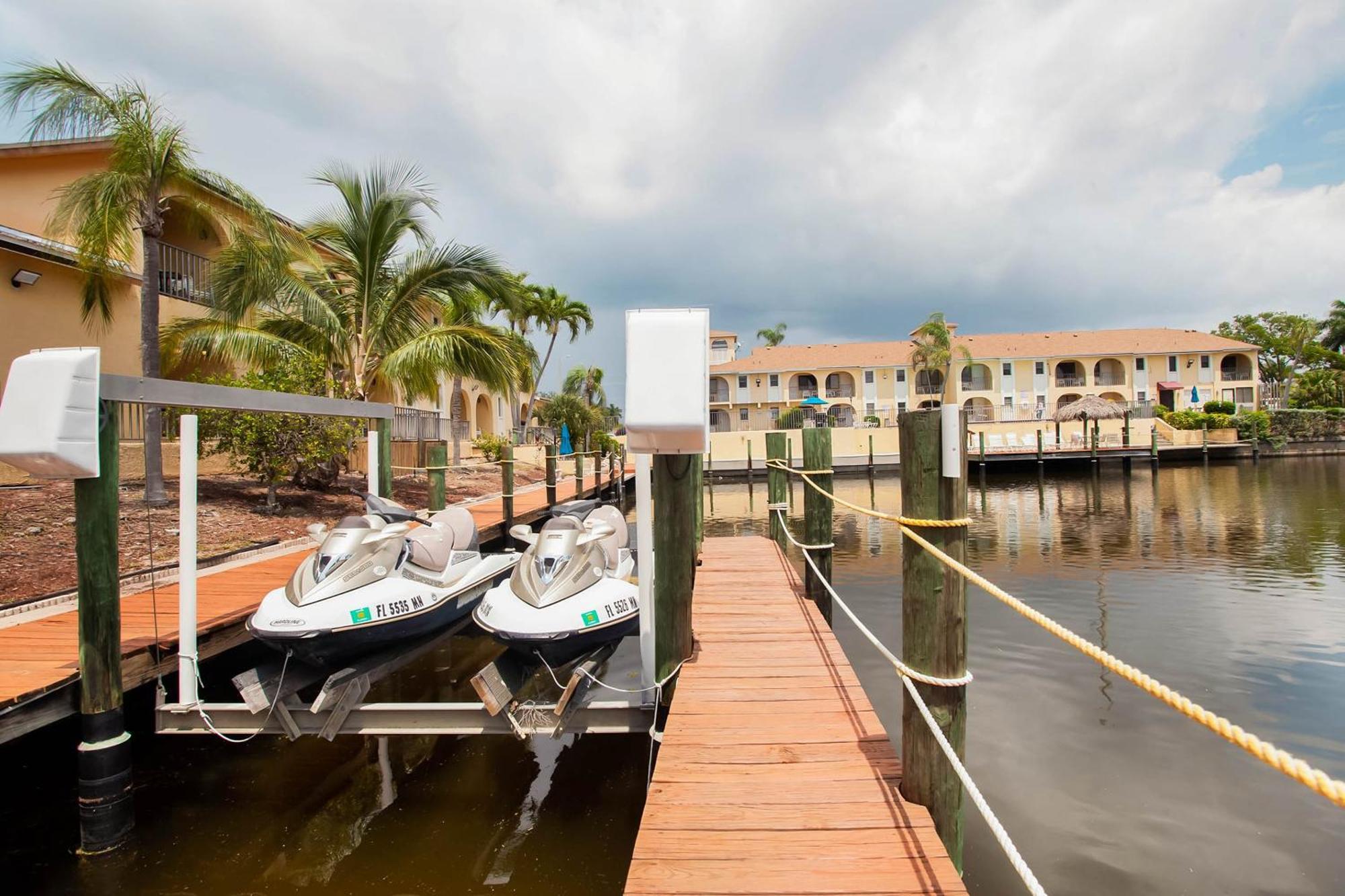 Oyo Waterfront Hotel- Cape Coral Fort Myers, Fl Экстерьер фото