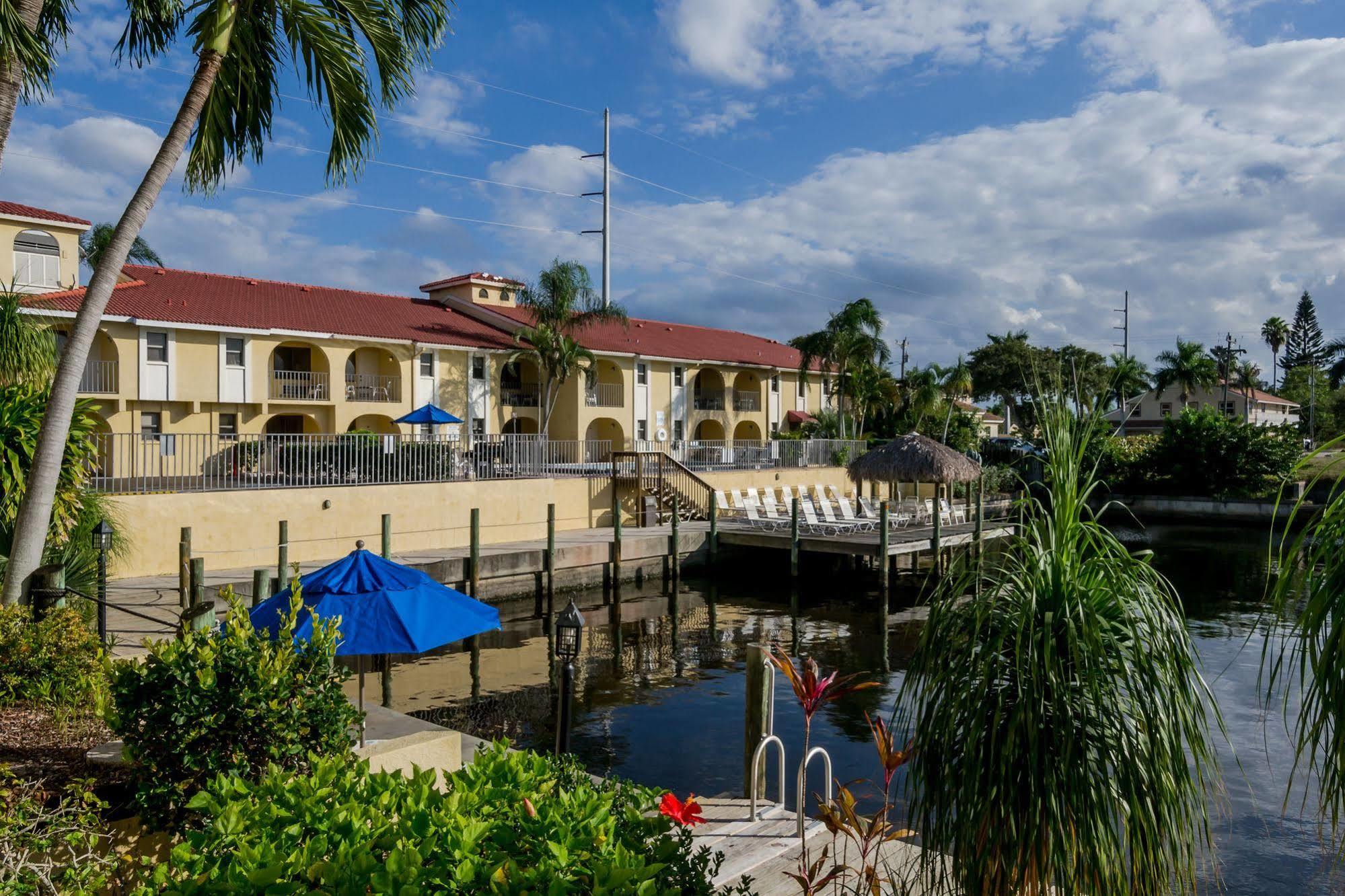Oyo Waterfront Hotel- Cape Coral Fort Myers, Fl Экстерьер фото